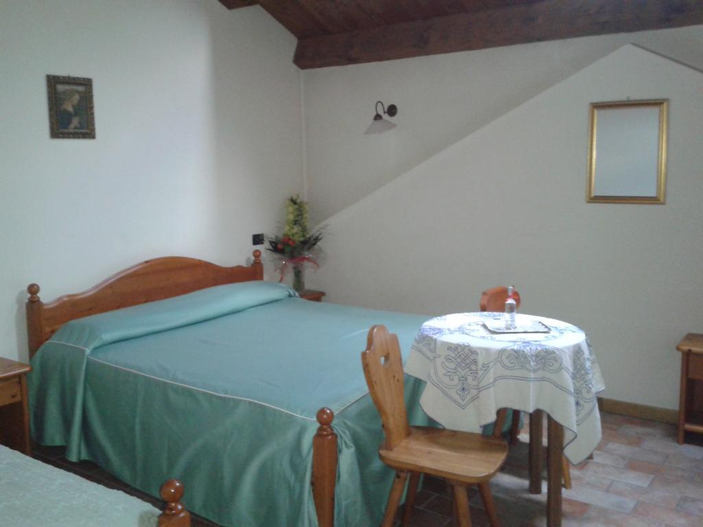 Agriturismo Il Palazzone Montegalda Rom bilde